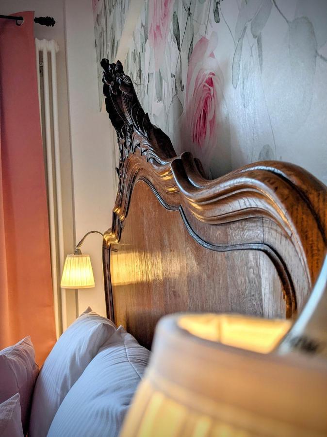 Queen Apartment อูลเซิน ภายนอก รูปภาพ